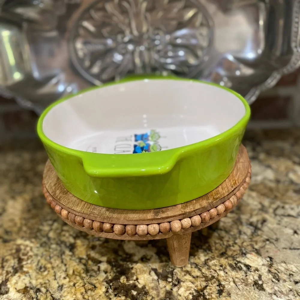 Rae Dunn Disney Pixar Toy Story The Claaaaw 9” baking dish -Brand new never used